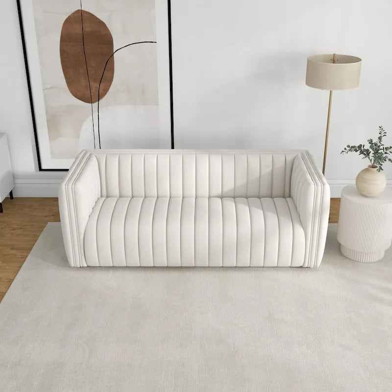 Modernes Bouclé-Sofa im Mid-Century-Stil mit fest gepolsterter Rückenlehne in Creme